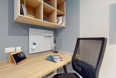 1 bed studio, Mayfield Road, Blackford, Edinburgh, EH93BE - Image 3